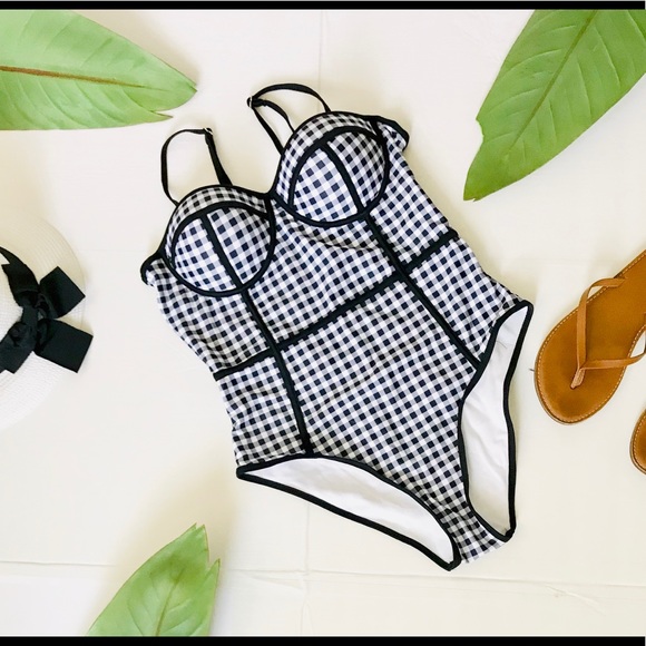 ππΏπ΄πΌπ· πππ-πππππ SWIMSUIT - Picture 3 of 8